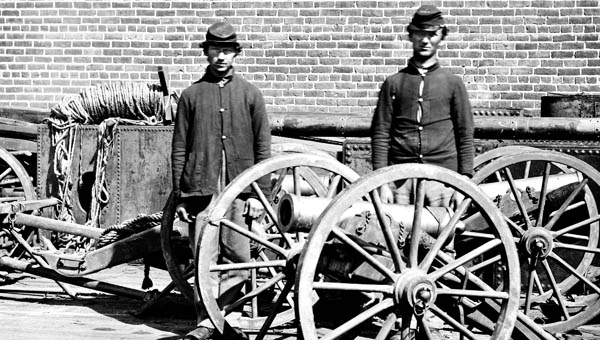 Civil War howitzers