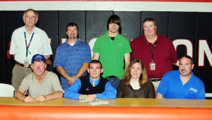 Reeves inks with MSU