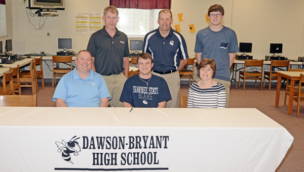 Coal Grove Hornets’ senior golfer Luke McGraw signed a letter-of-intent to play for the Shawnee State Golden Bears. Attending the signing ceremony were: seated from left to right, father Ron McGraw, Luke, and mother Linda McGraw; standing from left to right, Hornets’ coach Danny Morgan, Shawnee State assistant coach Dave Hopkins and brother Zach McGraw. (Kent Sanborn of Southern Ohio Sports Photos)
