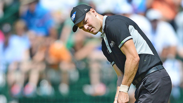 Martin Kaymer maintained his lead at the U.S. Open for the third straight day. Kaymer leads the field by five shots. (v)