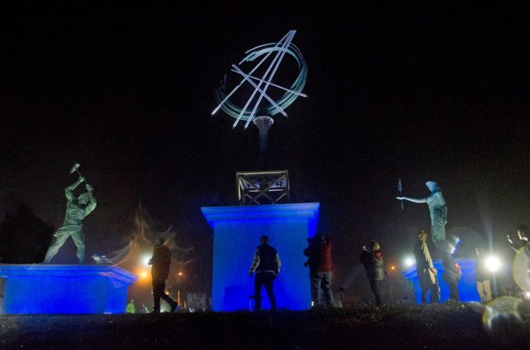 A gift for the ages Ashland dedicates new riverfront sculptures The